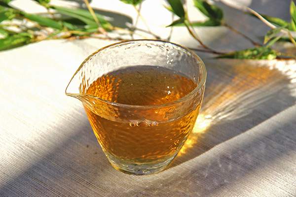 普洱茶的自然陈化是什么意思？
