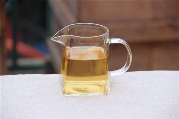 普洱茶为何要紧压，紧压对茶的品质与陈化有何影响？