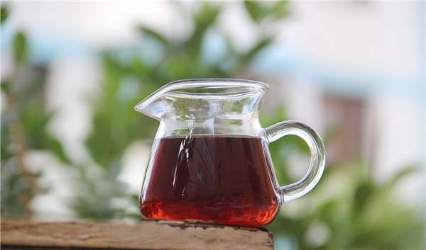 探讨｜经人工发酵的普洱茶，后期还会有陈化价值吗？