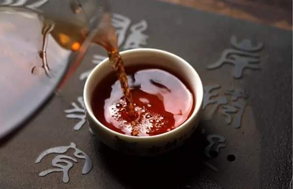 名山普洱茶是如何“出名”的？