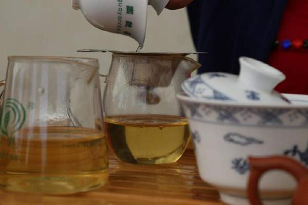 茶话乱弹：普洱喝多了，再喝其它茶都没味道？