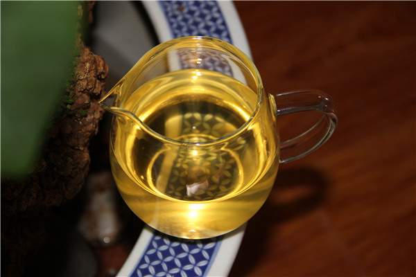 普洱茶的特殊工艺价值：顺应自然的启示