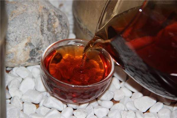 普洱茶熟茶“发酸”的原因？