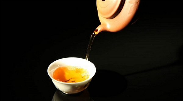 云南普洱茶试水金融市场