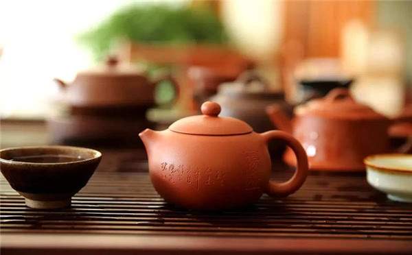 这个夏天怎样喝普洱茶更养生？