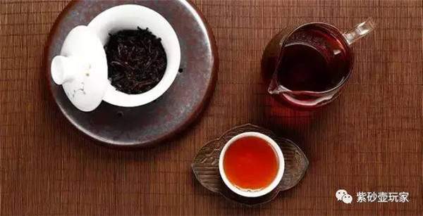 如何用紫砂壶来泡好普洱茶？