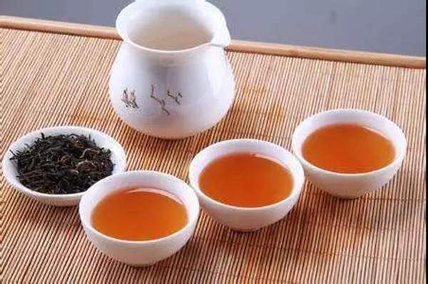 普洱茶的冲泡要领与紫砂壶泡茶法