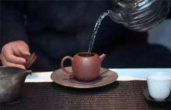 几个小常识，准确把握冲泡普洱茶的水温！