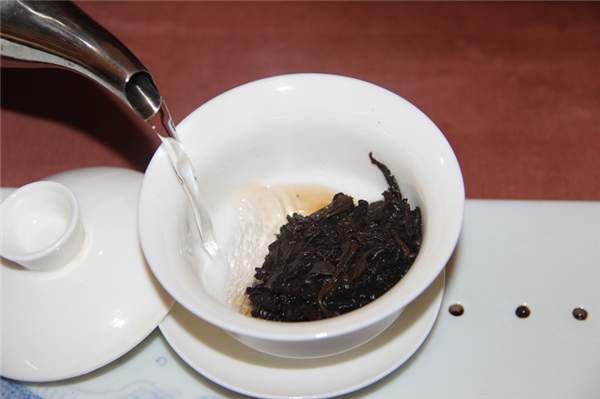 九年陈期普洱熟茶的冲泡方法