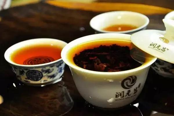 怎样可以把普洱熟茶冲泡得更好喝?