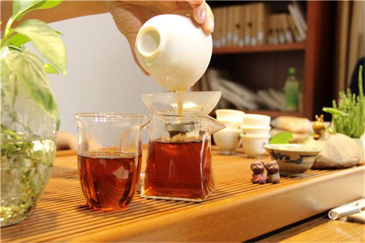六堡茶是否有收藏价值？如何鉴别六堡茶？