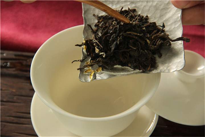 赤壁青砖茶