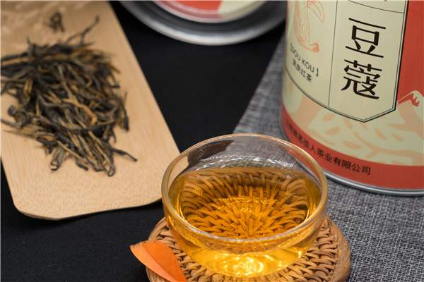 滇红小传：一个关于中国茶叶国际化的思考