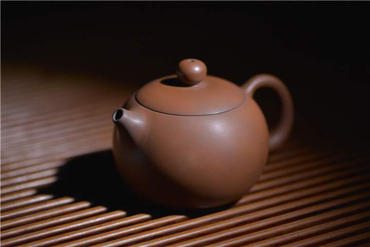 中国古风茶壶