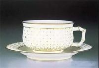 清代皇帝用过的茶具：“白瓷描金镂空带托茶杯”（五）
