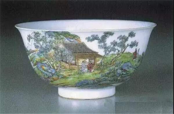 清代皇帝用过的茶具：“珐琅彩山水人物白地茶碗”（二）