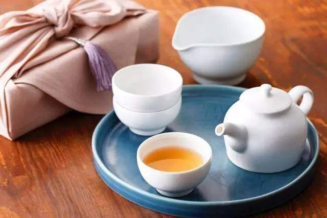瓷质、陶质茶具，这两者有什么区别？