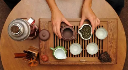 喝茶减肥必知的几大禁忌绿茶应该怎样正确的冲泡？