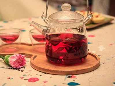 什么花茶美容养颜靠颜值吃饭的就要多喝花茶