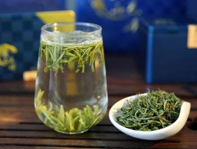 喝绿茶使用什么茶具喝了这么多年绿茶终于懂了~