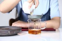 锦州日报：传统茶文化“吸粉”年轻人