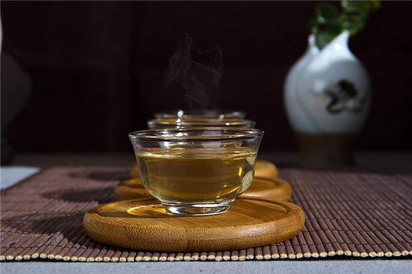 老茶客如是评价中期茶阶段的熟茶？