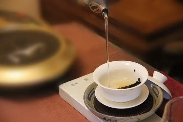 几种常用泡茶手法对茶叶品质判断影响