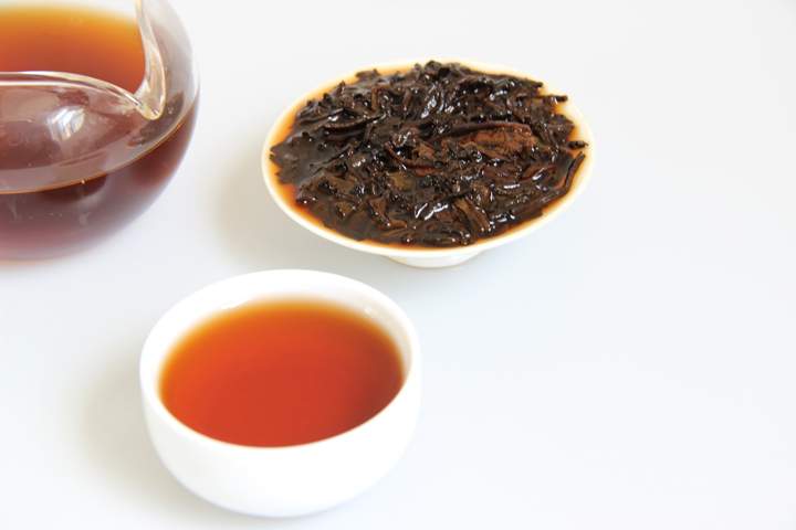 2018中茶甘纯普洱熟茶：稻香馥郁，香甜润滑，浓厚稠密纯度高