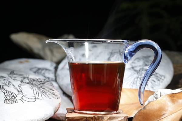 2017年倮倮易武普洱茶如初见春茶（熟茶）