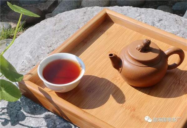 2017勐海国艳茶厂“布朗大树”普洱熟茶