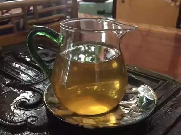 品鉴｜2017年倮倮易武普洱茶如初见春茶