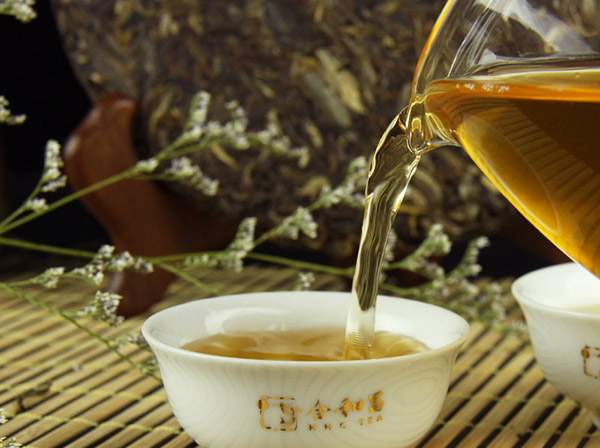 【品鉴】2014年合和昌“六星”（星系列）普洱生茶