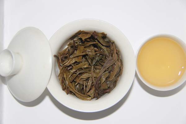 【品鉴】锦地茶叶怎么样？以2011年锦地老班章普洱生茶为例