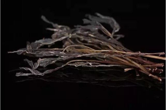 2015年雨林古茶“长风”新品