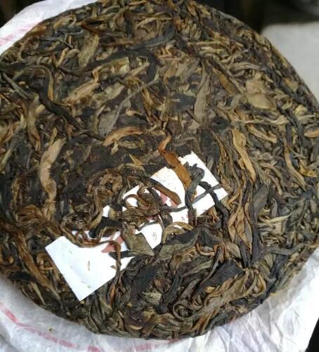 陈年普洱茶价格市场走势，中期茶红遍茶叶市场