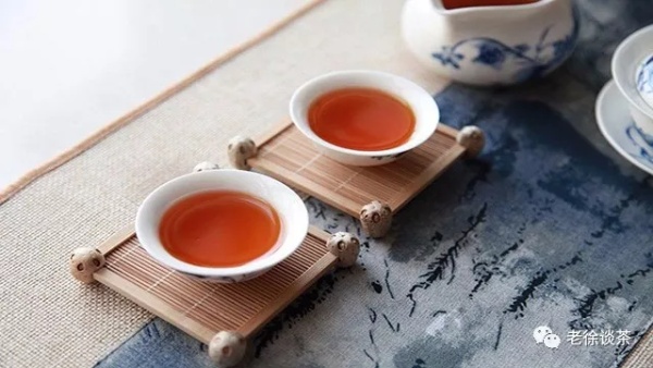 用合理的价格购买普洱生茶的技巧！