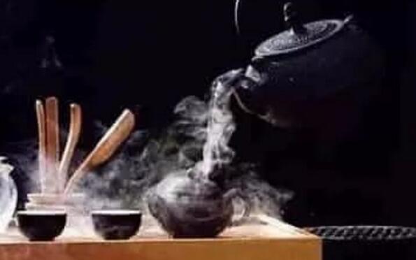 云南普洱茶花式泡法，泡出不一样的格调！