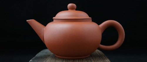 冲泡普洱茶用什么茶具好？首选紫砂壶！