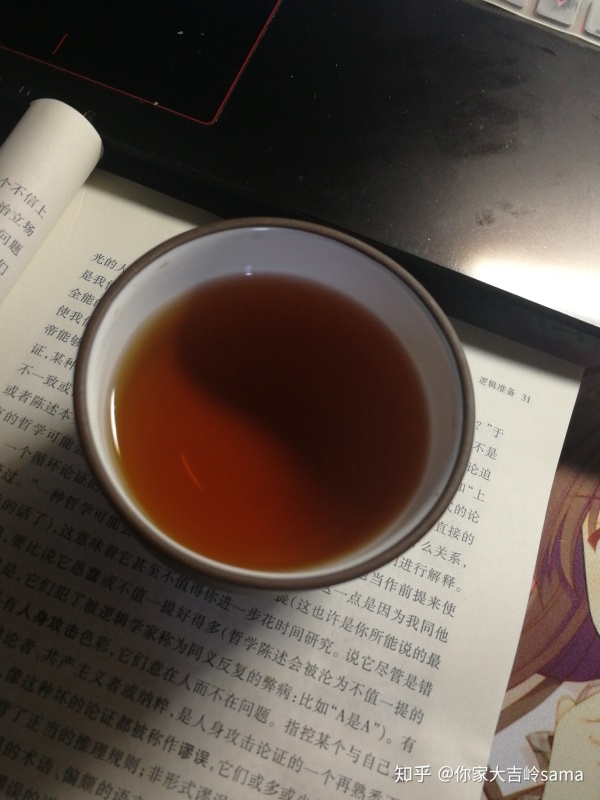 冬天泡上一杯普洱茶，解决手脚冰凉问题！
