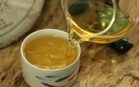 什么时候喝熟普洱茶的减肥效果最佳？普洱茶功效