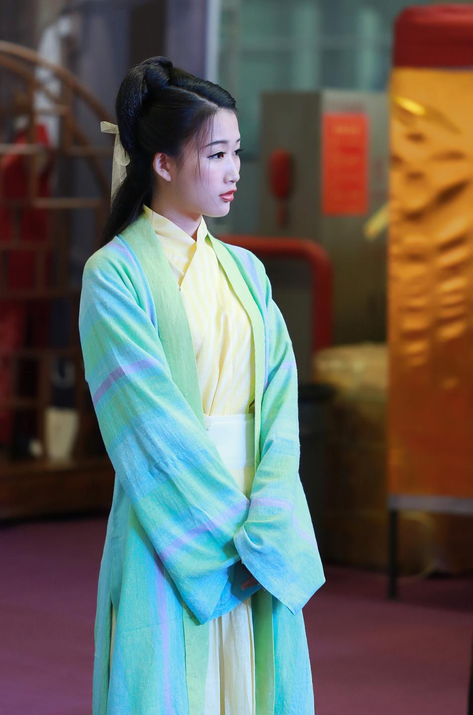 鞠躬礼源于中国是茶艺活动中的礼节