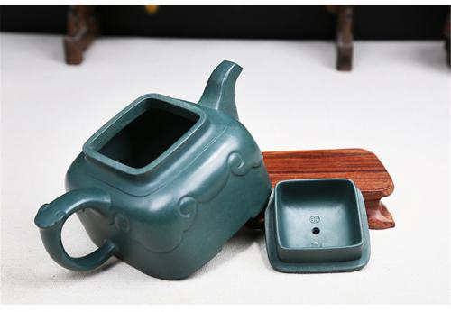 紫砂壶与茶文化相结合“茶因壶而香，壶因茶而响”