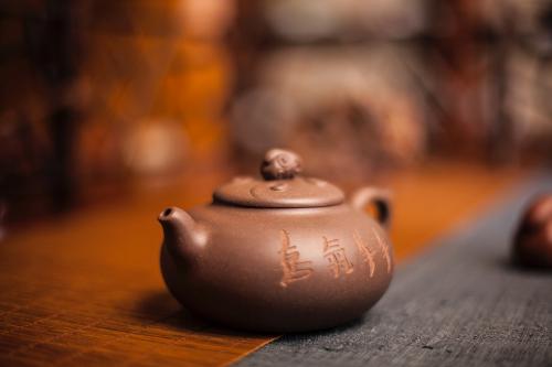 古代陶瓷茶具应如何保养与收藏
