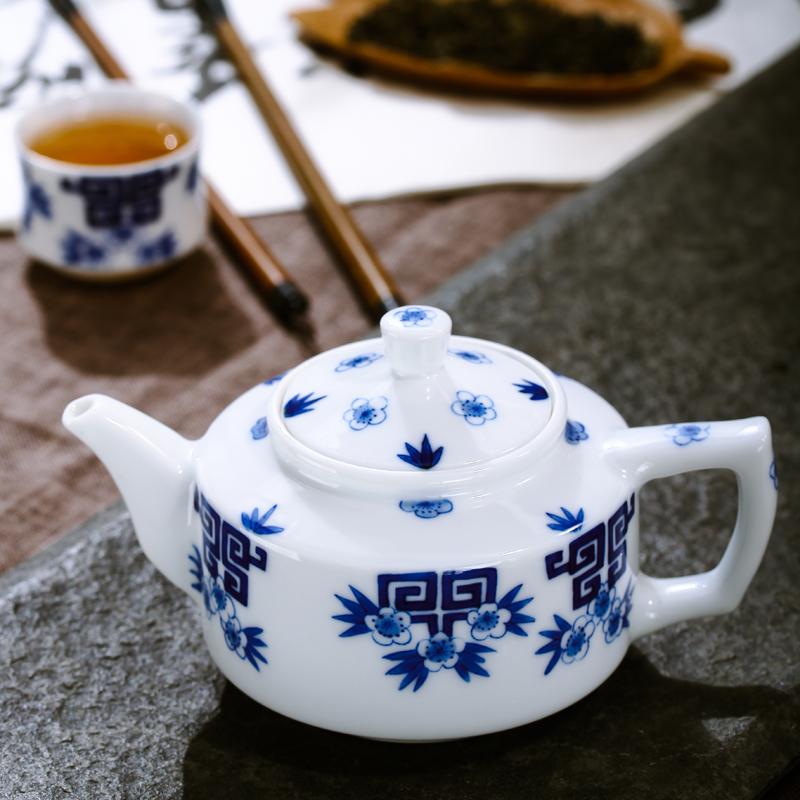 彩瓷茶具历史上称之为“清代之最”