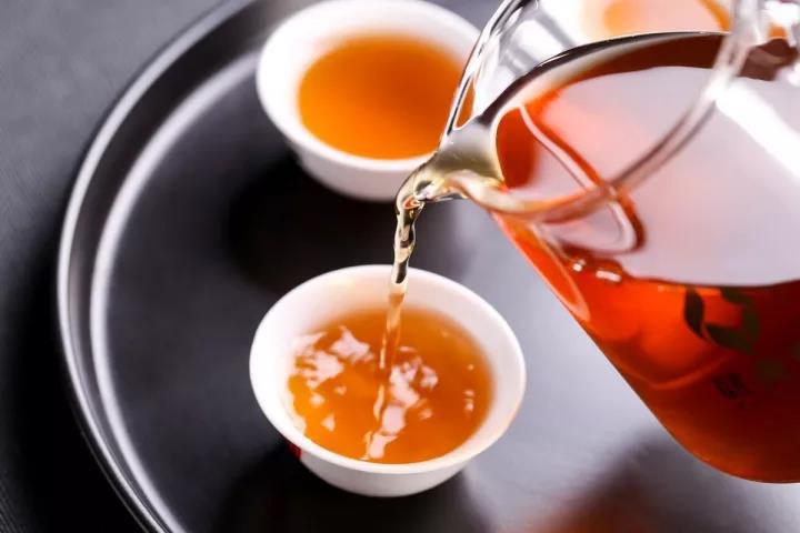 水与茶可以说“清水出茶心”