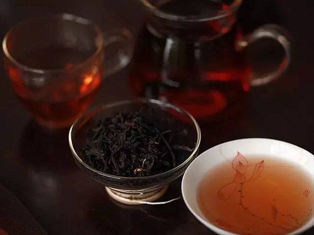 安化黑茶加工对原叶的要求及传统制作工艺