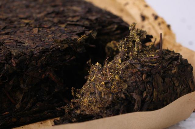 安化黑茶经过三次发酵后的药理功效和品饮价值