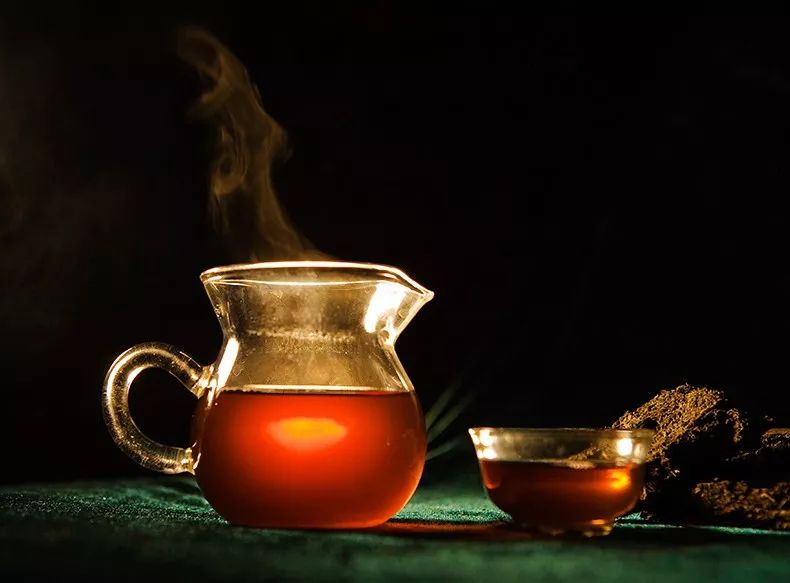 安化黑茶的陈化过程是什么