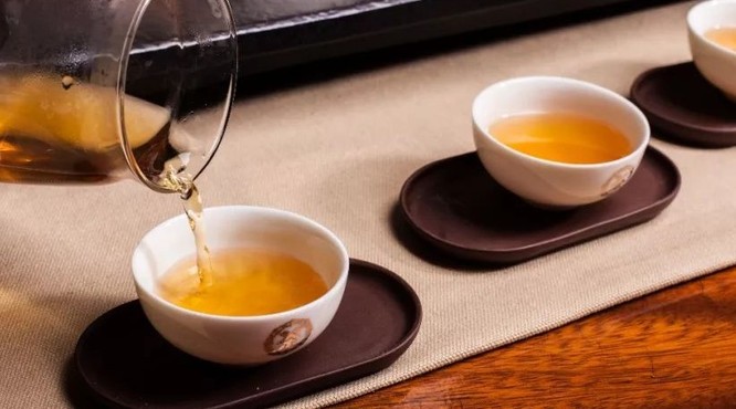 喝安化黑茶为什么会饿的快？