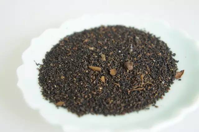 六堡茶常识|发酵与长虫